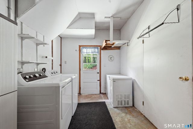 42 Linda Lane, New Fairfield, CT 06812