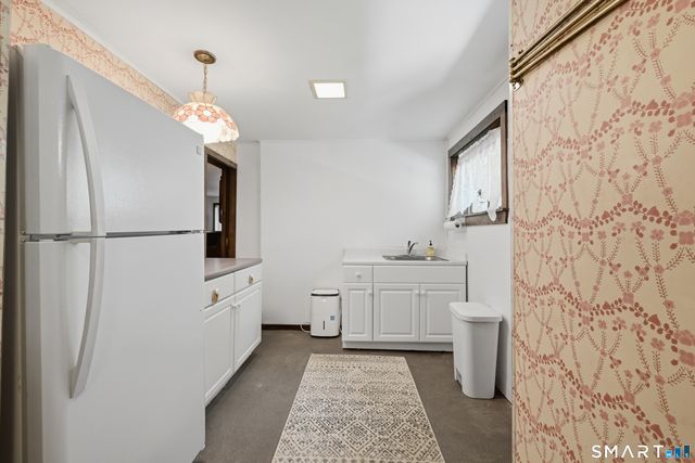 42 Linda Lane, New Fairfield, CT 06812