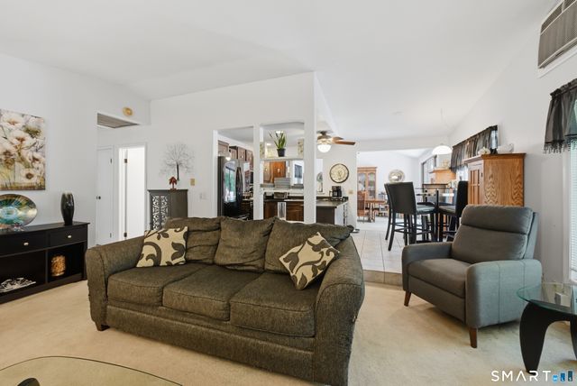 42 Linda Lane, New Fairfield, CT 06812
