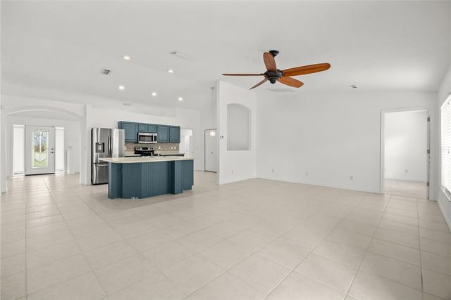 742 46th Square, Vero Beach, FL 32968