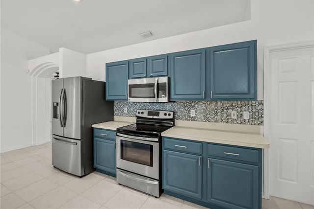 742 46th Square, Vero Beach, FL 32968