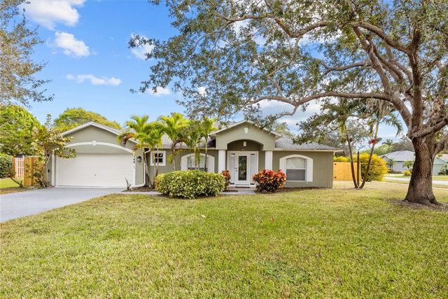 742 46th Square, Vero Beach, FL 32968