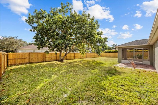 742 46th Square, Vero Beach, FL 32968