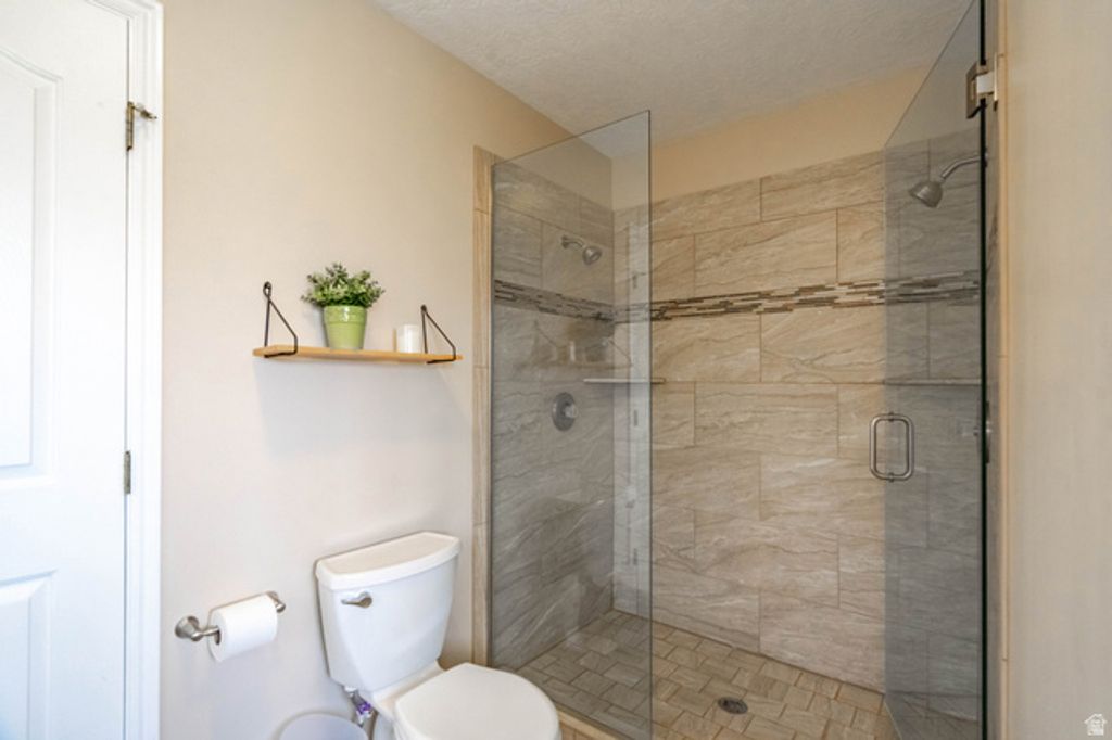 Image 28 of property listing at 2145 S LEGACY DR, St. George, UT 84770