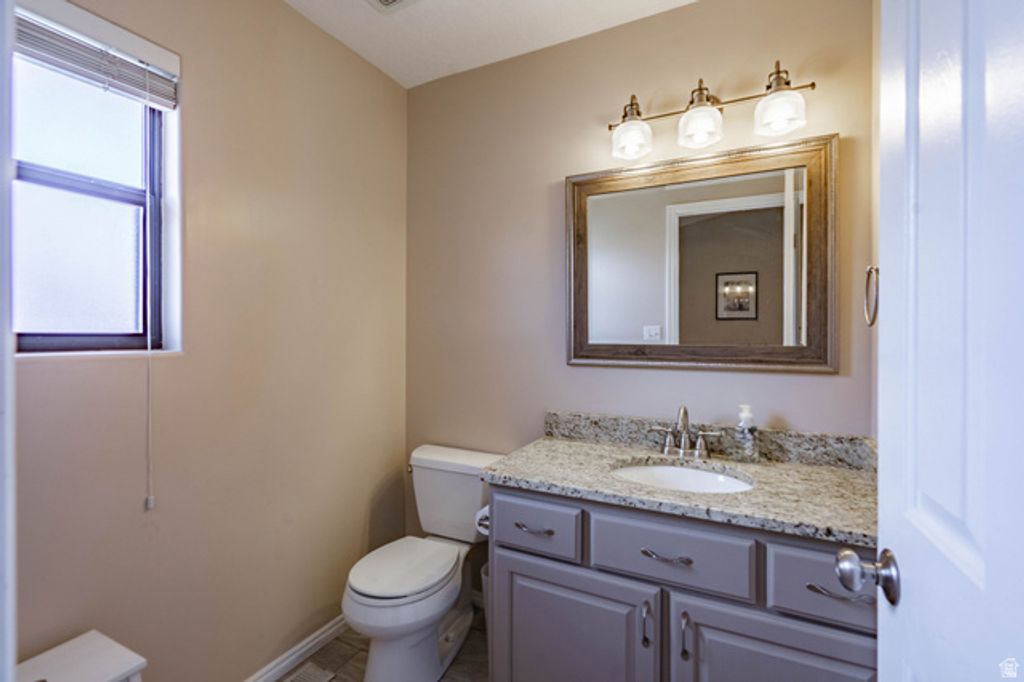 Image 33 of property listing at 2145 S LEGACY DR, St. George, UT 84770
