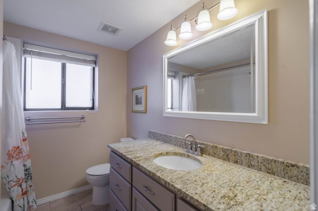 Image 44 of property listing at 2145 S LEGACY DR, St. George, UT 84770