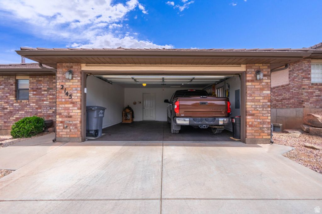 Image 52 of property listing at 2145 S LEGACY DR, St. George, UT 84770