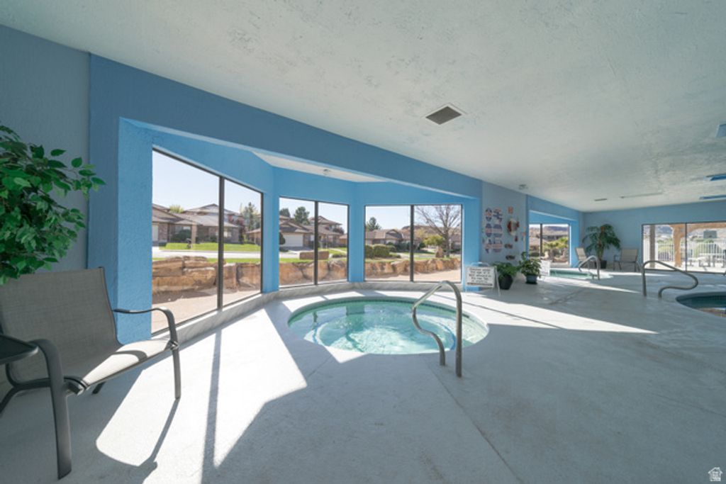Image 78 of property listing at 2145 S LEGACY DR, St. George, UT 84770