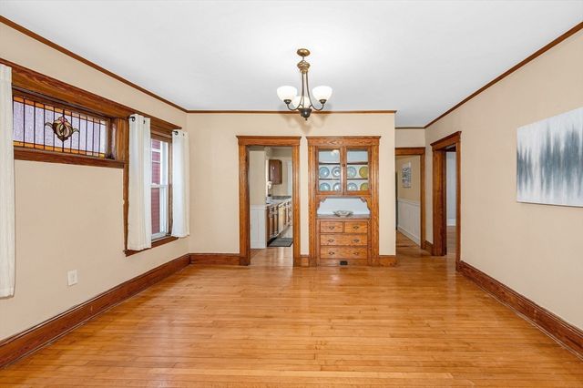 12 Metcalf St 12, Medford, MA 02155