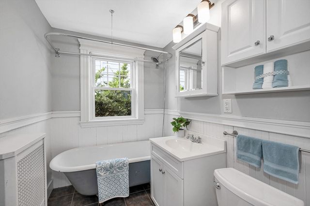 12 Metcalf St 12, Medford, MA 02155