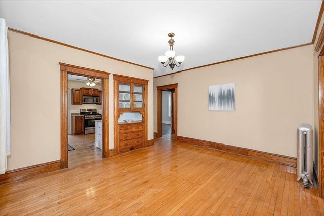 12 Metcalf St 12, Medford, MA 02155