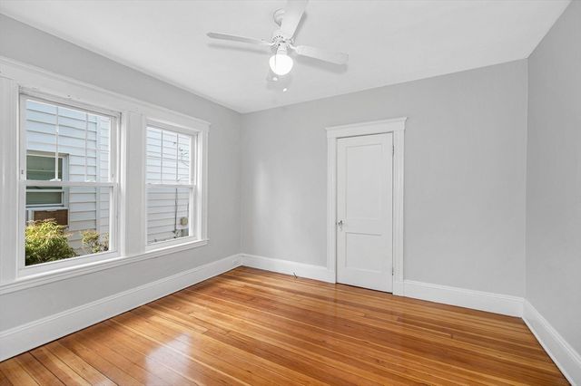 12 Metcalf St 12, Medford, MA 02155