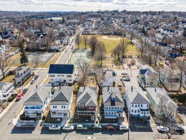 12 Metcalf St 12, Medford, MA 02155