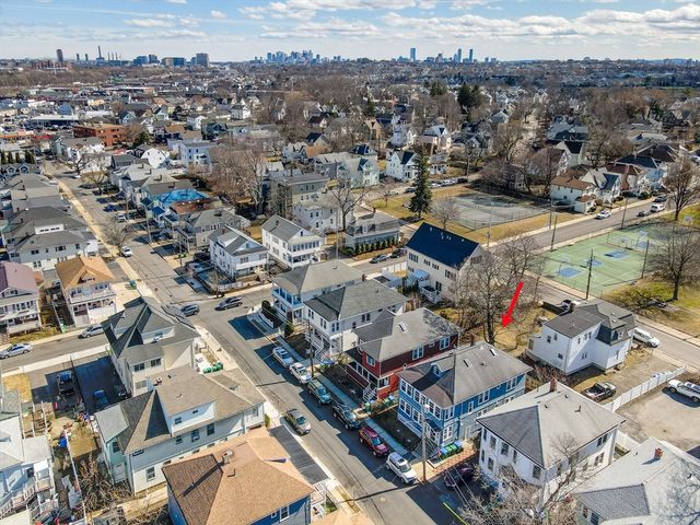 12 Metcalf St 12, Medford, MA 02155