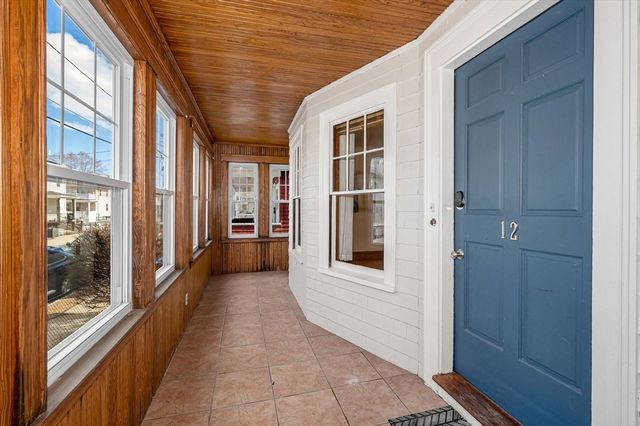 12 Metcalf St 12, Medford, MA 02155