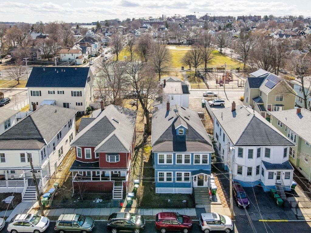 12 Metcalf St 12, Medford, MA 02155