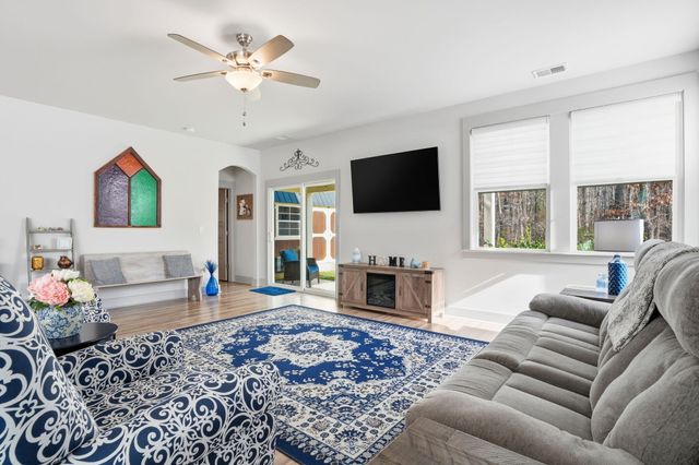 274 Whirlaway Drive, Moncks Corner, SC 29461