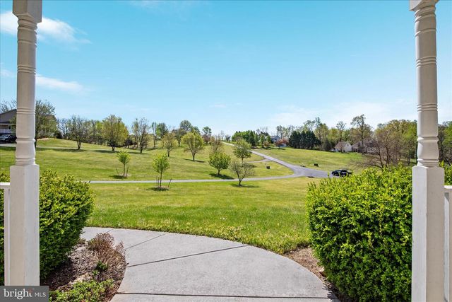 180 HOLSTEIN LN, Toms Brook, VA 22660