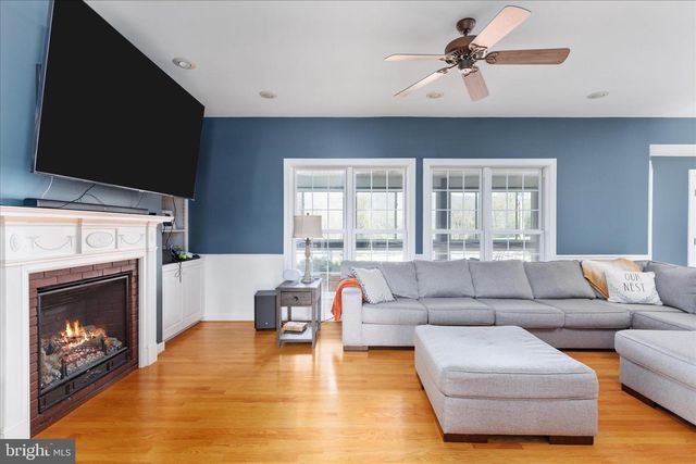 180 HOLSTEIN LN, Toms Brook, VA 22660