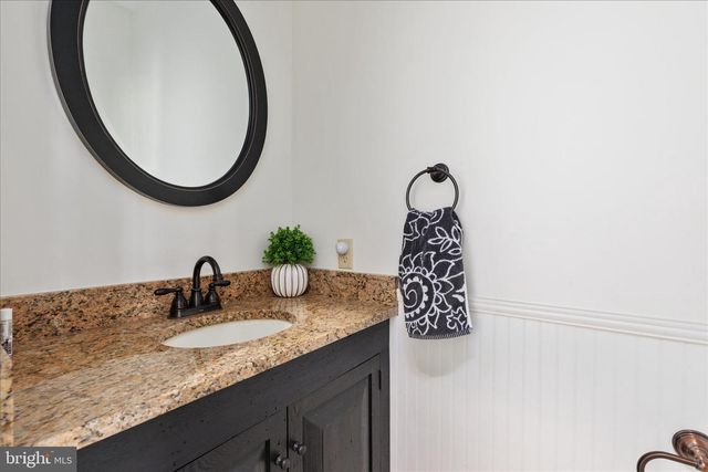 180 HOLSTEIN LN, Toms Brook, VA 22660