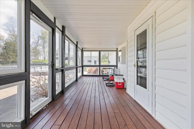 180 HOLSTEIN LN, Toms Brook, VA 22660