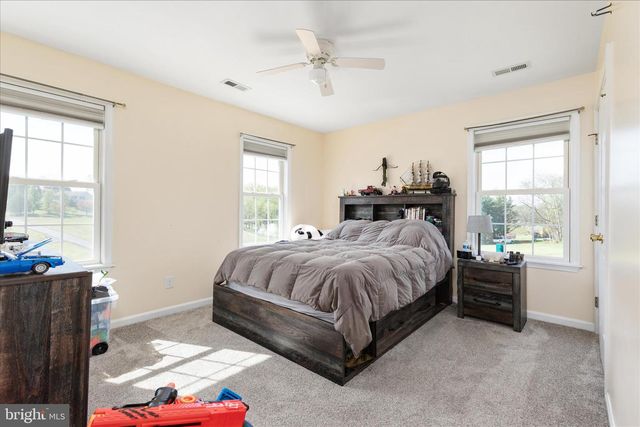 180 HOLSTEIN LN, Toms Brook, VA 22660