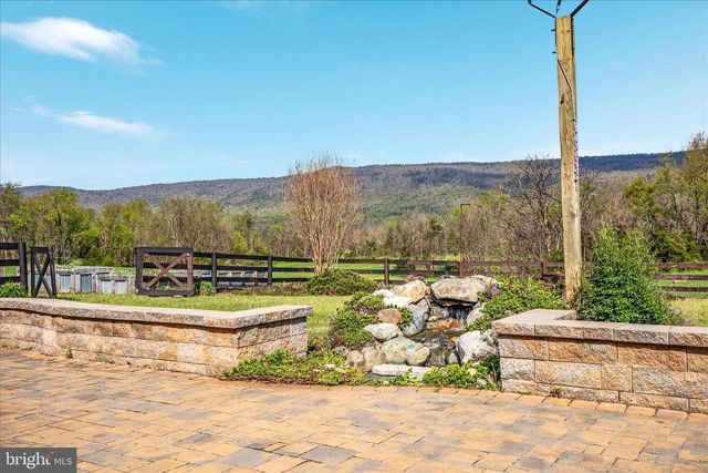 180 HOLSTEIN LN, Toms Brook, VA 22660