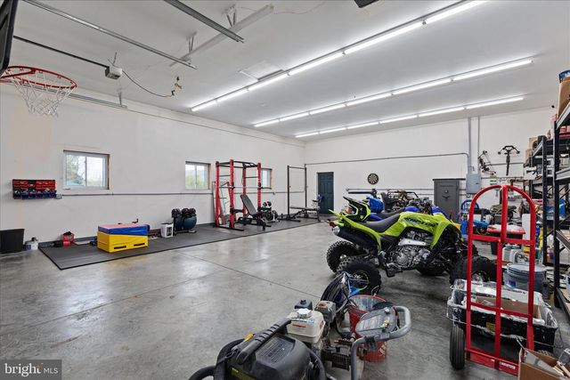 180 HOLSTEIN LN, Toms Brook, VA 22660