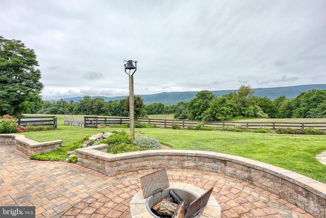180 HOLSTEIN LN, Toms Brook, VA 22660