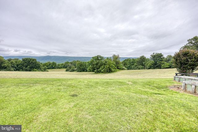 180 HOLSTEIN LN, Toms Brook, VA 22660