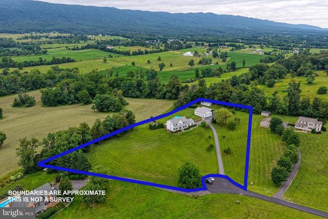 180 HOLSTEIN LN, Toms Brook, VA 22660
