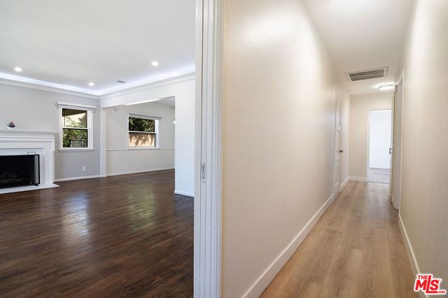 414 University Avenue, Burbank, CA 91504