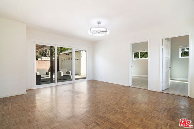 414 University Avenue, Burbank, CA 91504