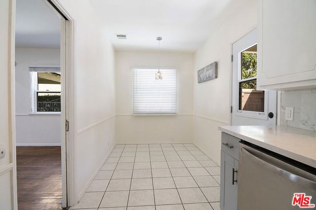 414 University Avenue, Burbank, CA 91504