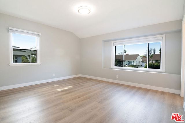 414 University Avenue, Burbank, CA 91504