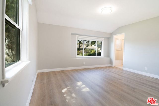 414 University Avenue, Burbank, CA 91504