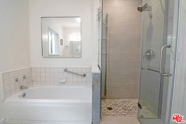 414 University Avenue, Burbank, CA 91504