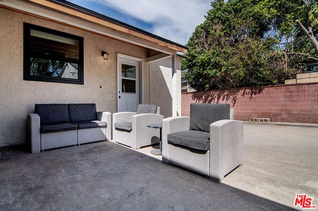 414 University Avenue, Burbank, CA 91504