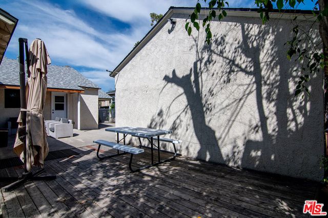 414 University Avenue, Burbank, CA 91504