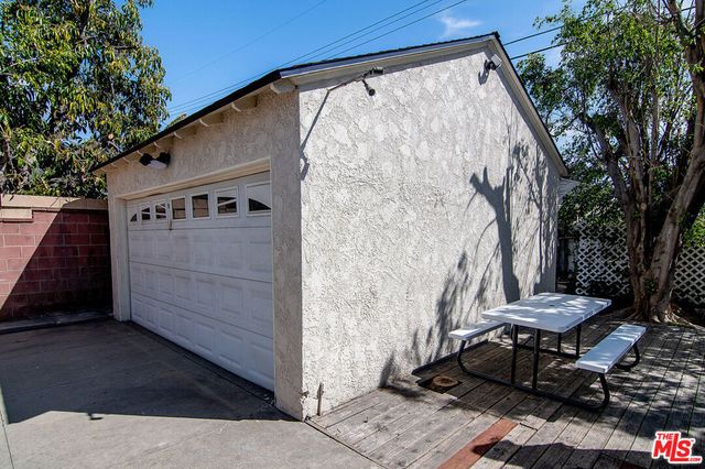 414 University Avenue, Burbank, CA 91504