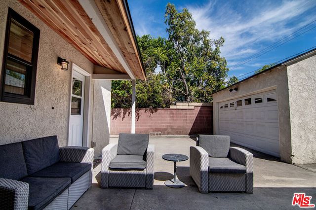 414 University Avenue, Burbank, CA 91504