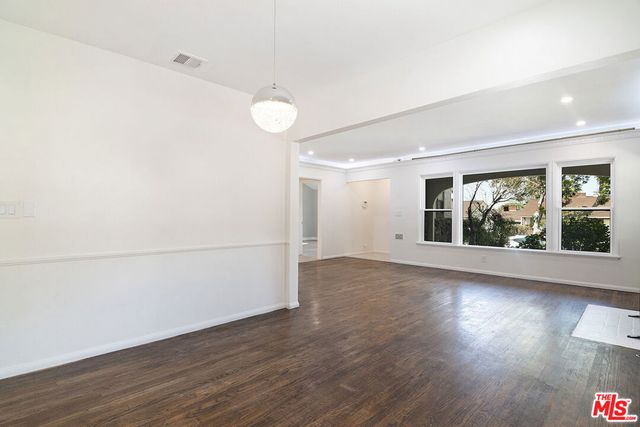 414 University Avenue, Burbank, CA 91504