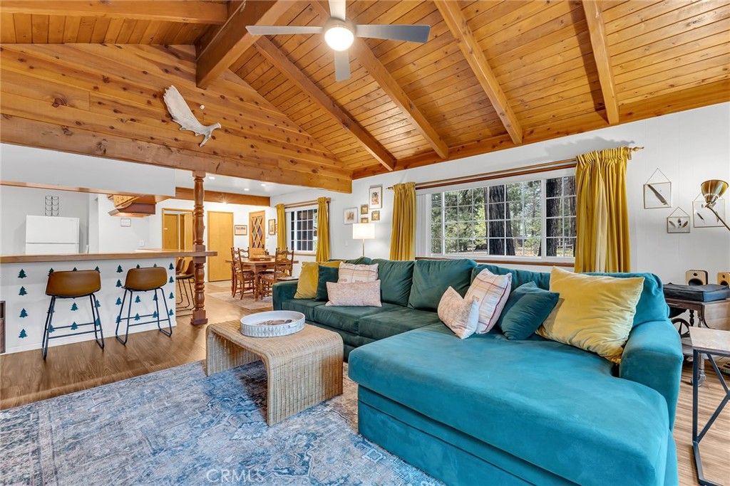 Image 24 of property listing at 25145 Marion Ridge, Idyllwild, CA 92549