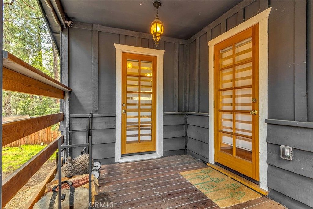 Image 38 of property listing at 25145 Marion Ridge, Idyllwild, CA 92549