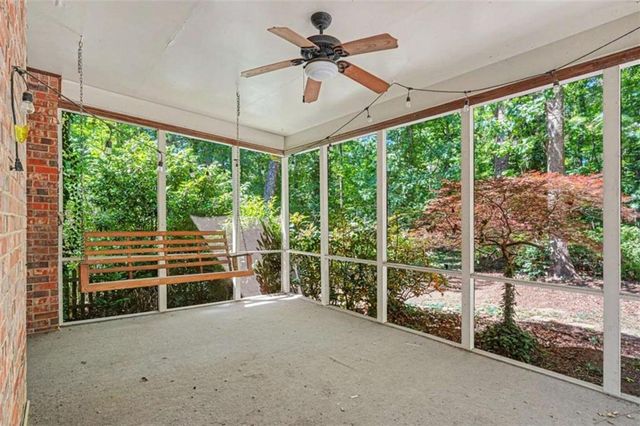 290 Brandon Mill Circle, Fayetteville, GA 30214