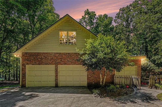 290 Brandon Mill Circle, Fayetteville, GA 30214