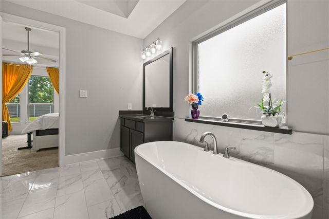 15084 Berry Brook Drive, Conroe, TX 77302