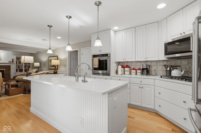 10214 E Lakeshore Drive, Carmel, IN 46033