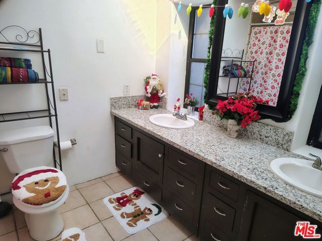 8178 Kingston Avenue, Hesperia, CA 92345