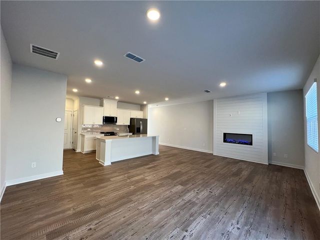 7337 Mulberry Trace Lane, Flowery Branch, GA 30542